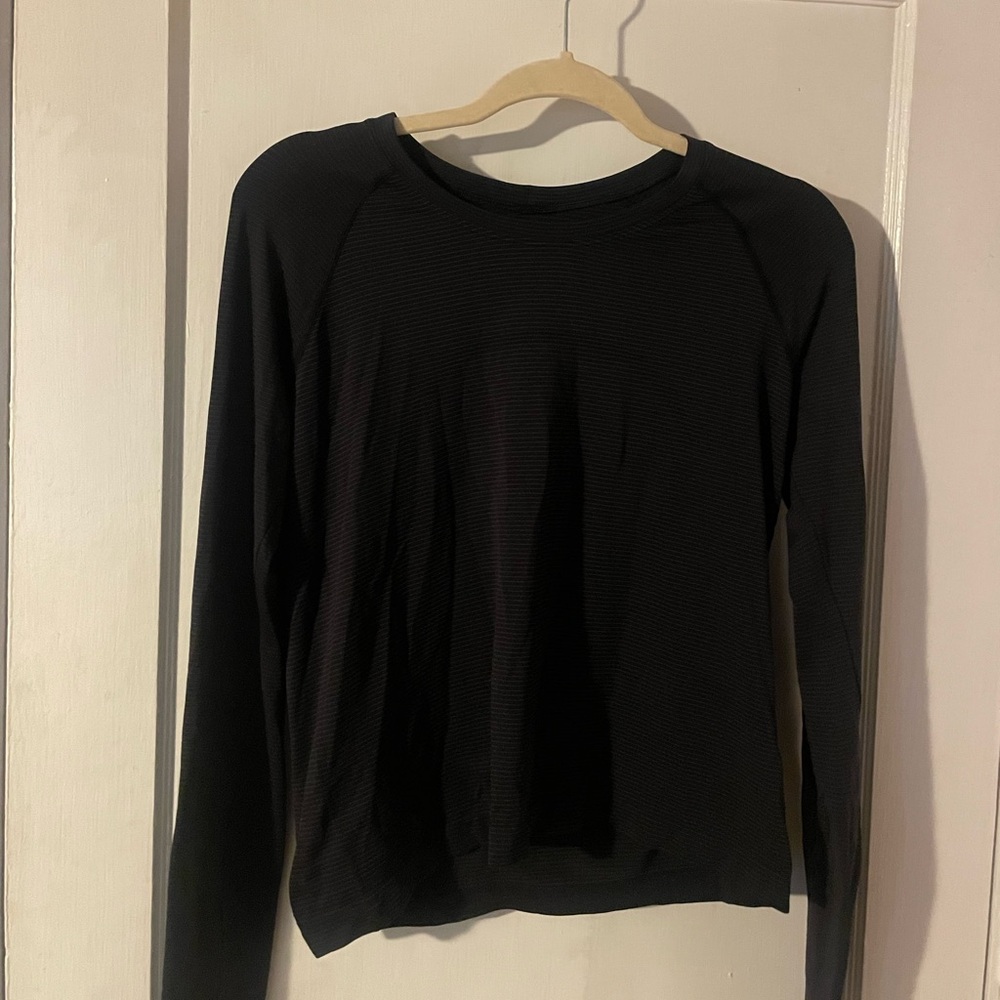 Lululemon Swiftly Tech Long Sleeve